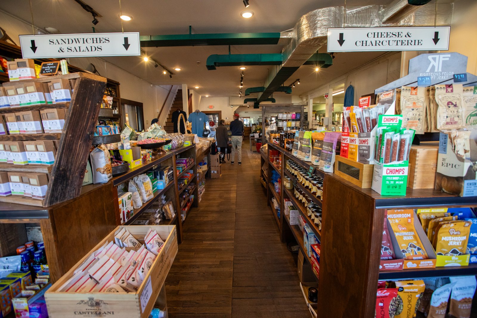 The Sperryville Corner Store